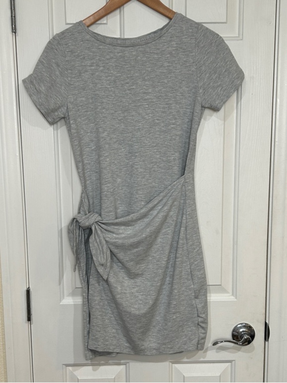 Club Monaco Heather Grey Side Knot T-Shirt Dress Size M